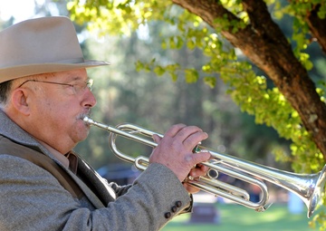 Coast Guard WWII hero honored in Cle Elum, Wash.