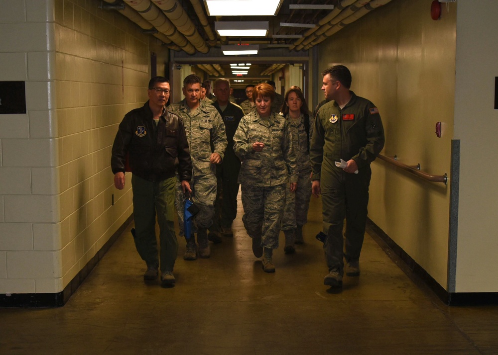 Air Force Surgeon General visits Gimhae Hospital