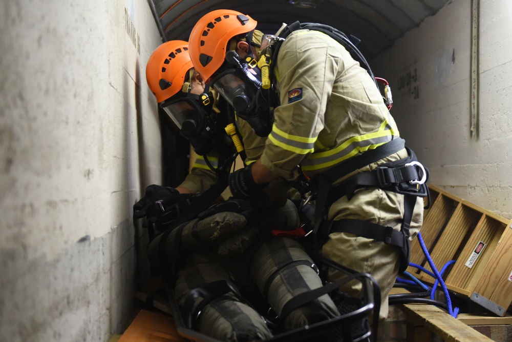 48th CES Firefighters conduct confined space training