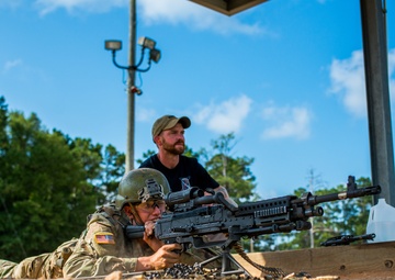 Soldiers train on M240 machine gun during 22-week Infantry OSUT transformation