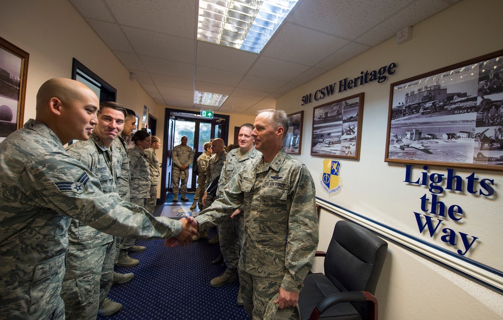 3rd AF Command Visits 501st CSW