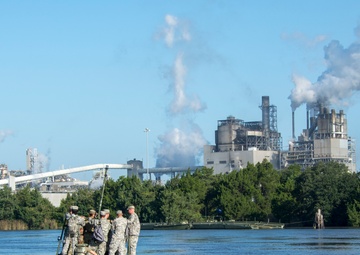 South Carolina National Guardsmen prepare for the worst on Sampit River