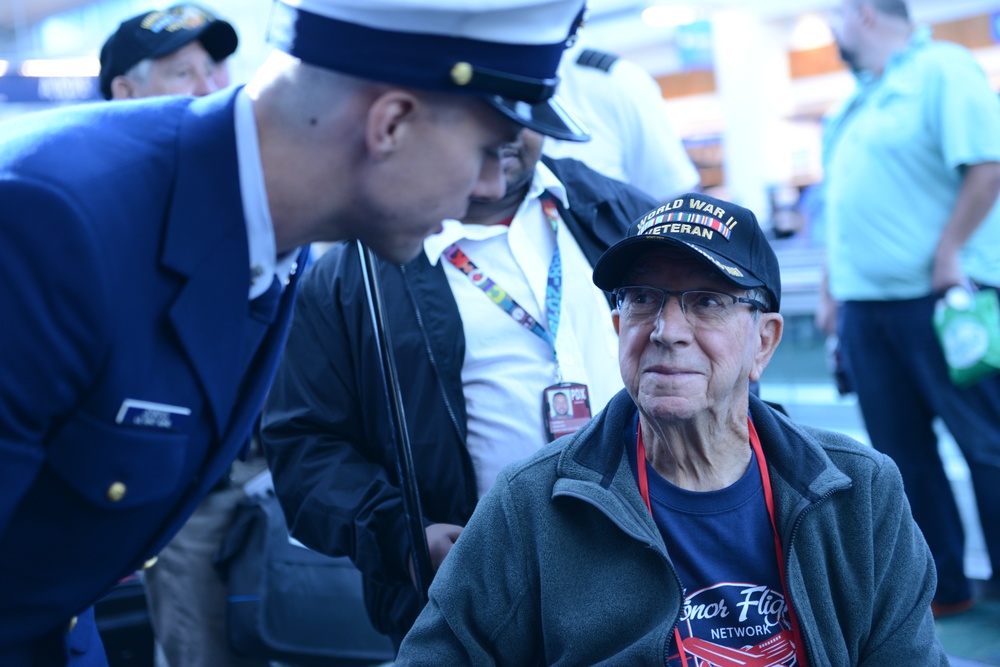 Coast Guardsmen visit war veterans at PDX