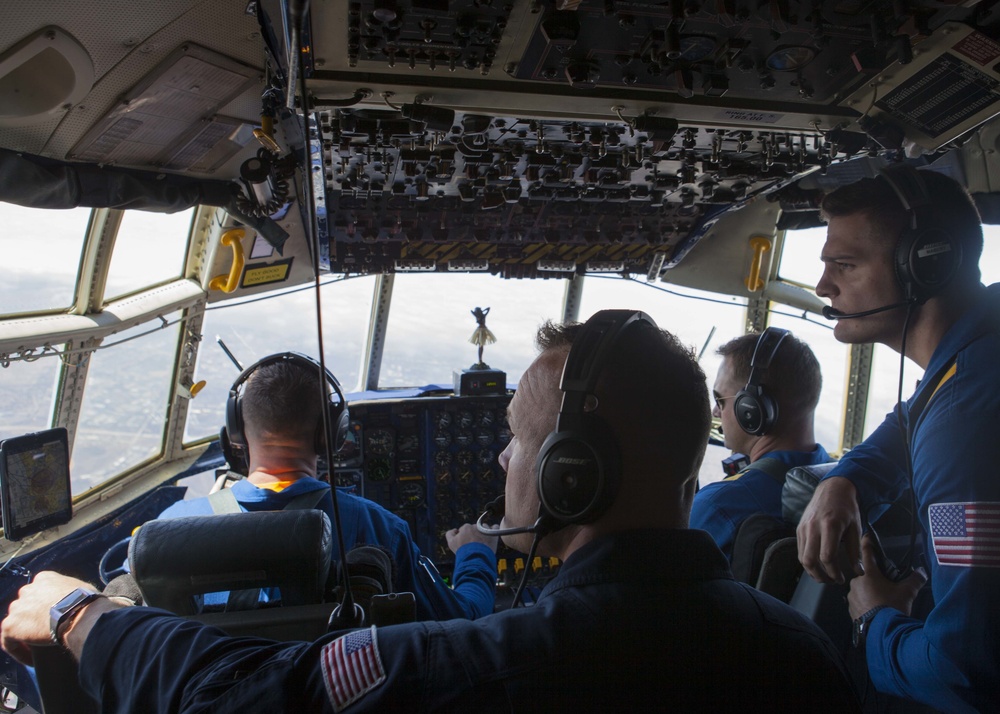 U.S. Army Golden Knights 2018 MCAS Miramar Air Show