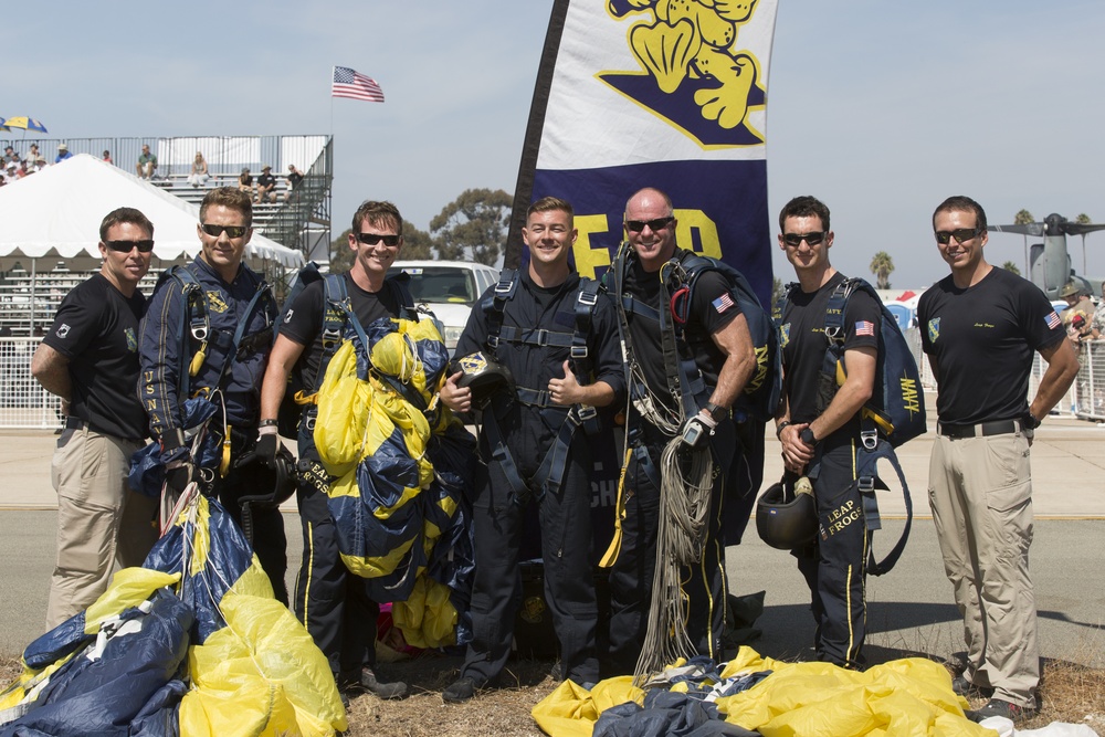 U.S. Navy Parachute Team “Leap Frogs” at the 2018 MCAS Miramar Air Show