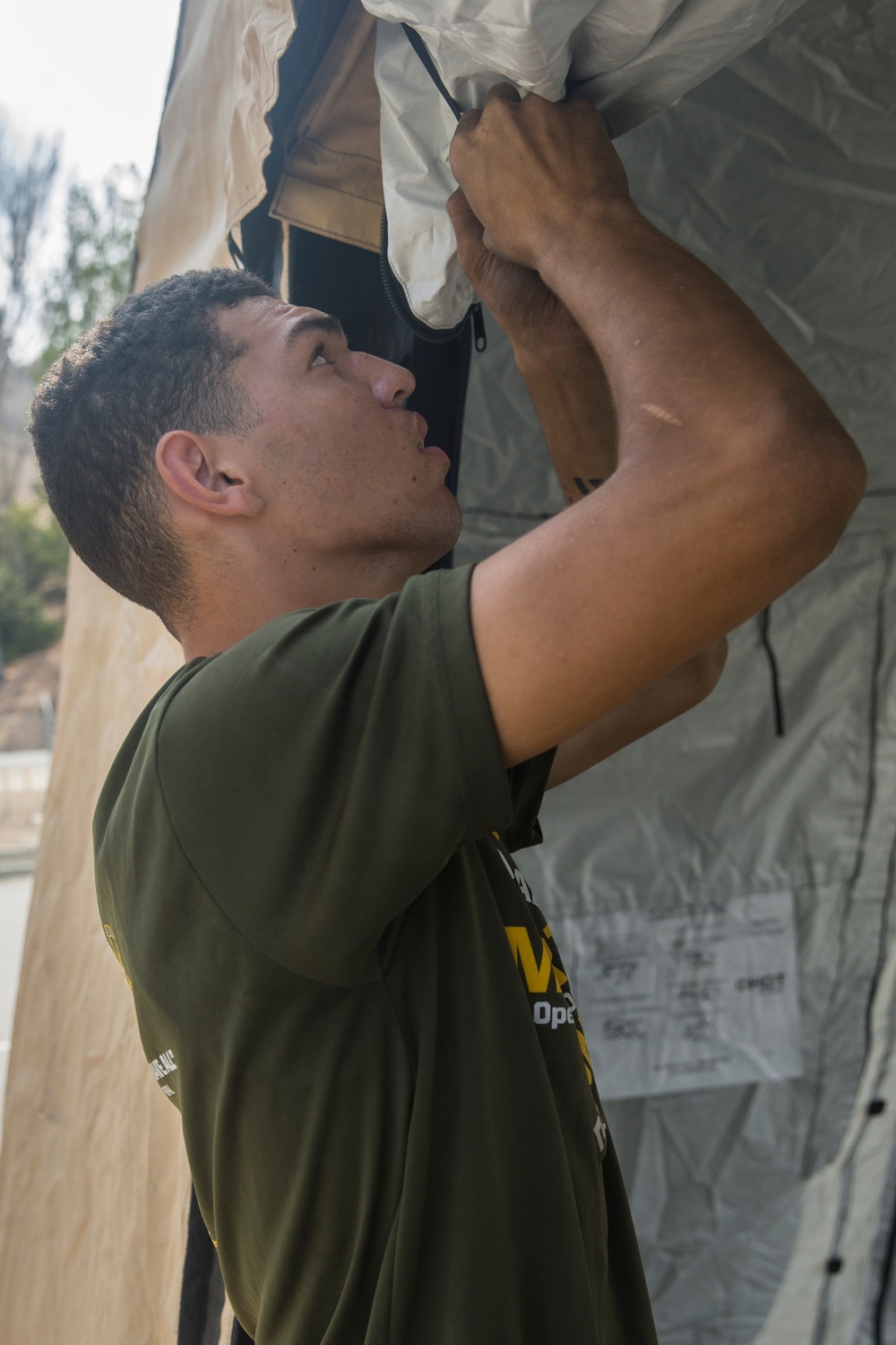 Marines establish a tactical Combat Operations Center