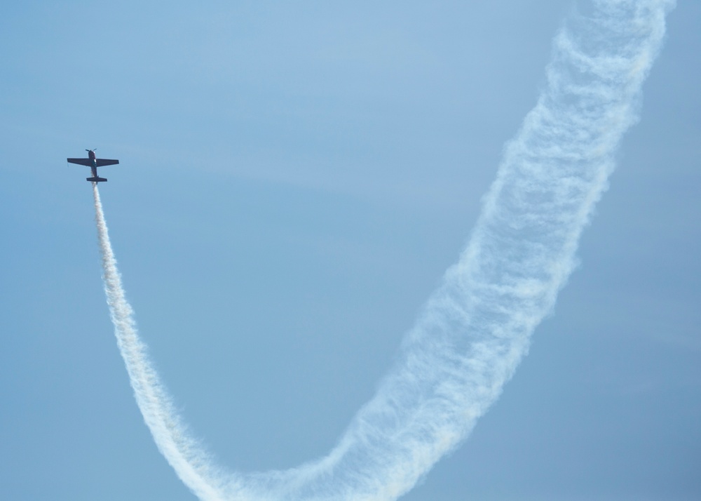 Jacquie B. Warda Extra 300 2018 MCAS Miramar Air Show