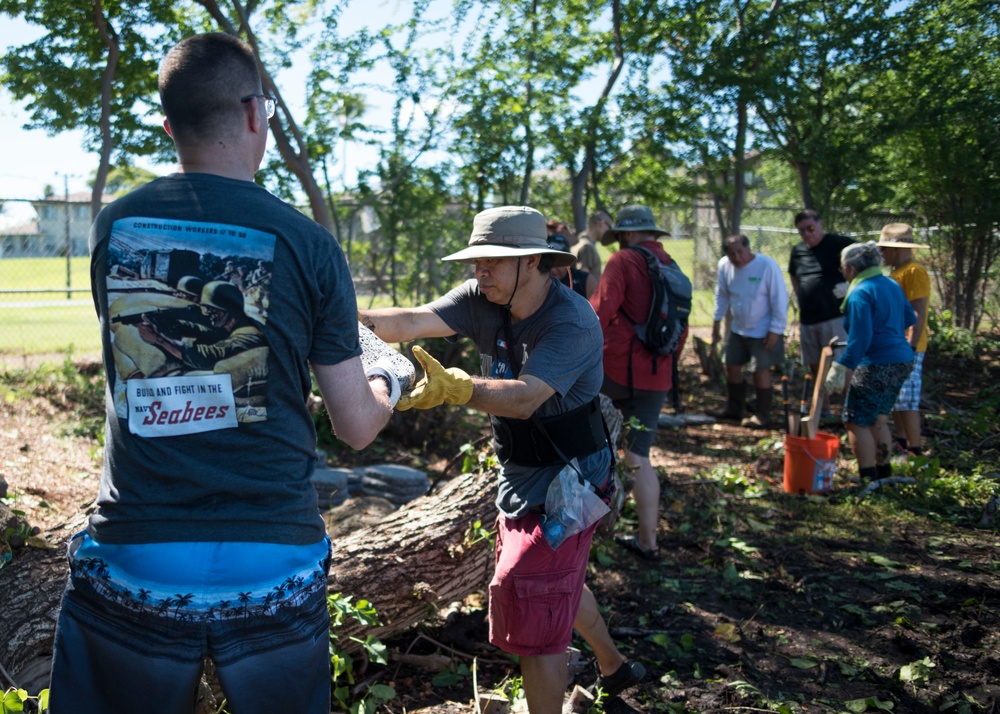 NAVFAC Hawaii CO leads Navy team, partners with local community to improve ancient Hawaiian fishpond