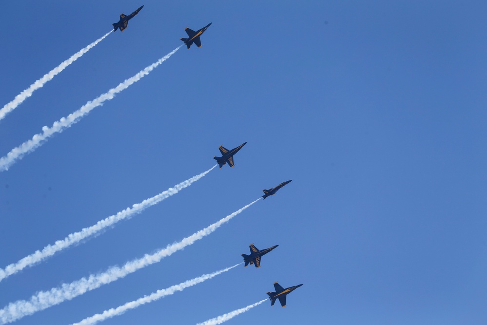 DVIDS - Images - US Navy Blue Angels 2018 MCAS Miramar Airshow [Image 2 ...