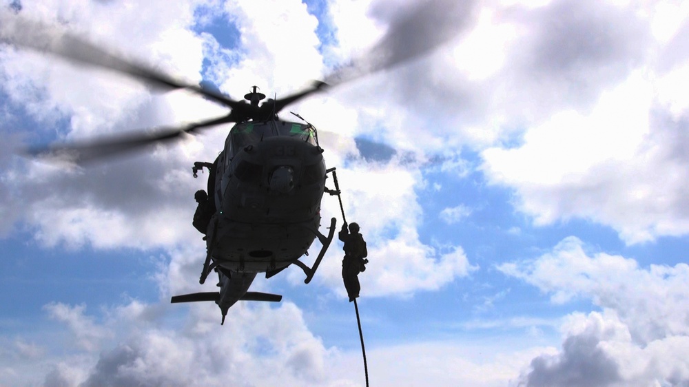 MRF Marines fast rope aboard the USS Green Bay