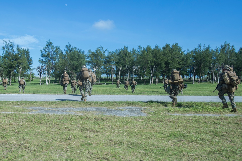 Corpsmen with Battalion Landing Team, 2nd Battalion, 5th Marines, simulate fresh whole blood auto-transfusion