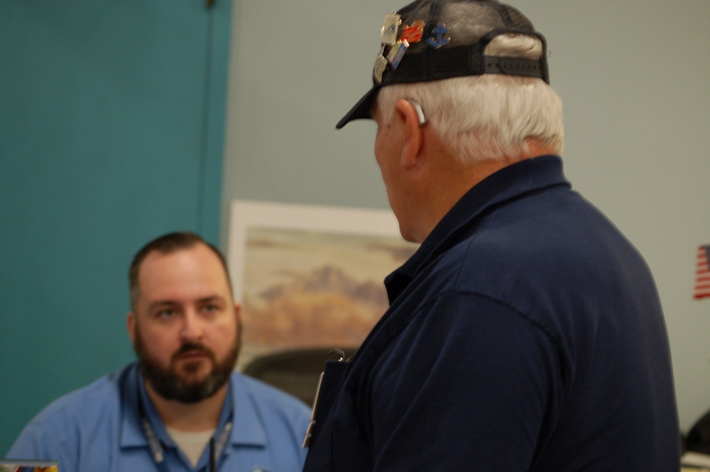 USS Columbus (CA/74/CG-12) veterans visit Naval Museum