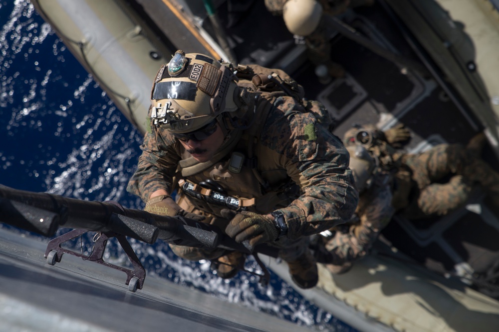 MRF Marines train for VBSS aboard the USS Ashland