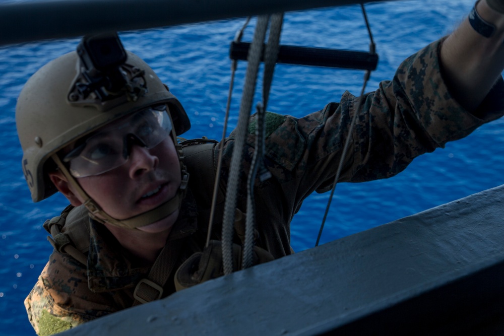 MRF Marines train for VBSS aboard the USS Ashland