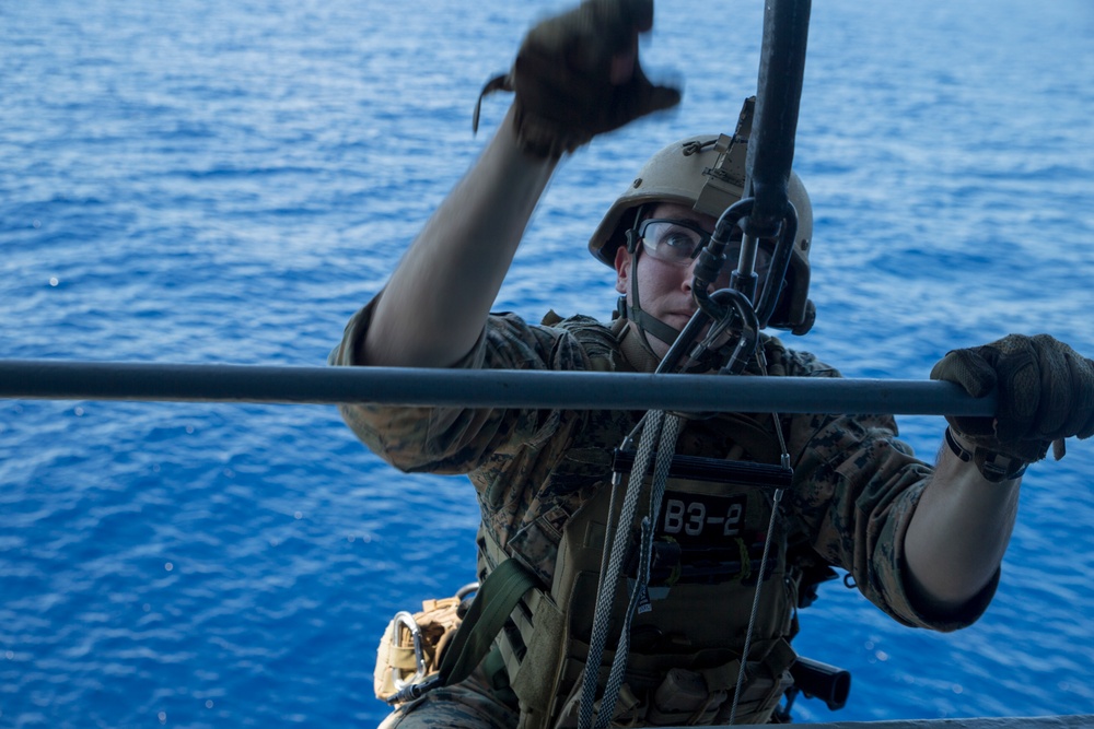 MRF Marines train for VBSS aboard the USS Ashland