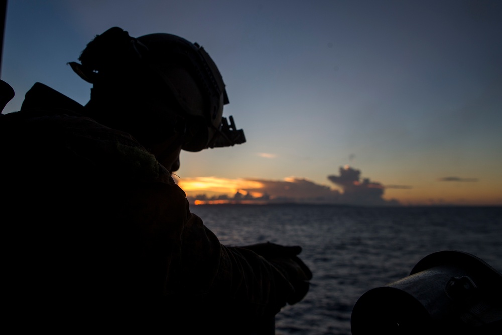 MRF Marines train for VBSS aboard the USS Ashland