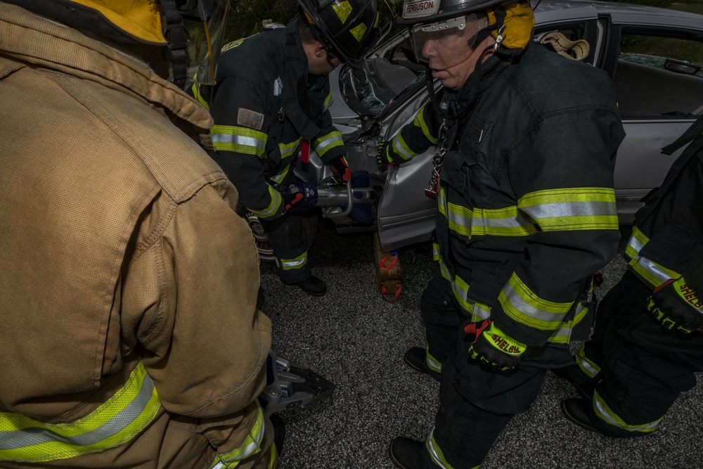 New Jersey Firefighters train with extrication tools