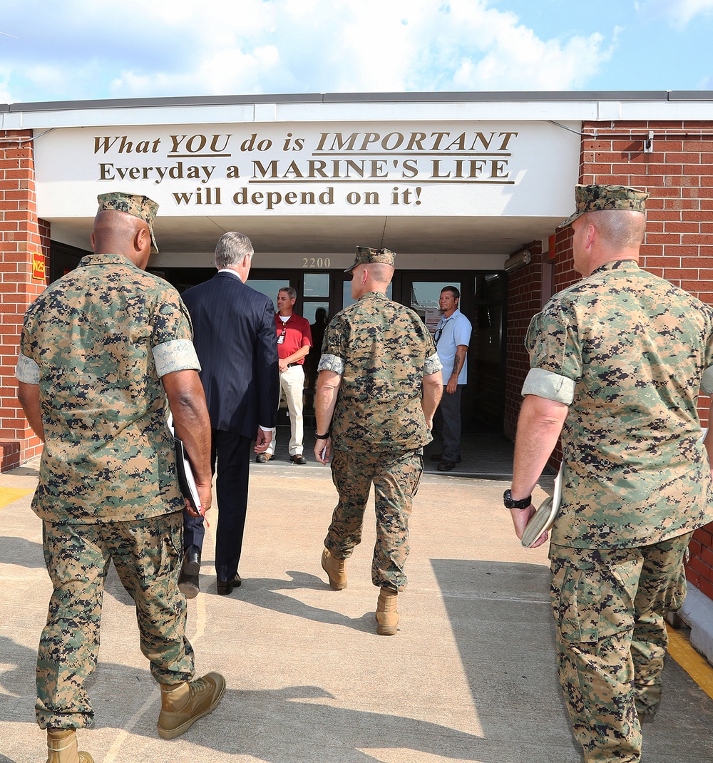 Senator David Perdue tours Marine Corps Logistics Command