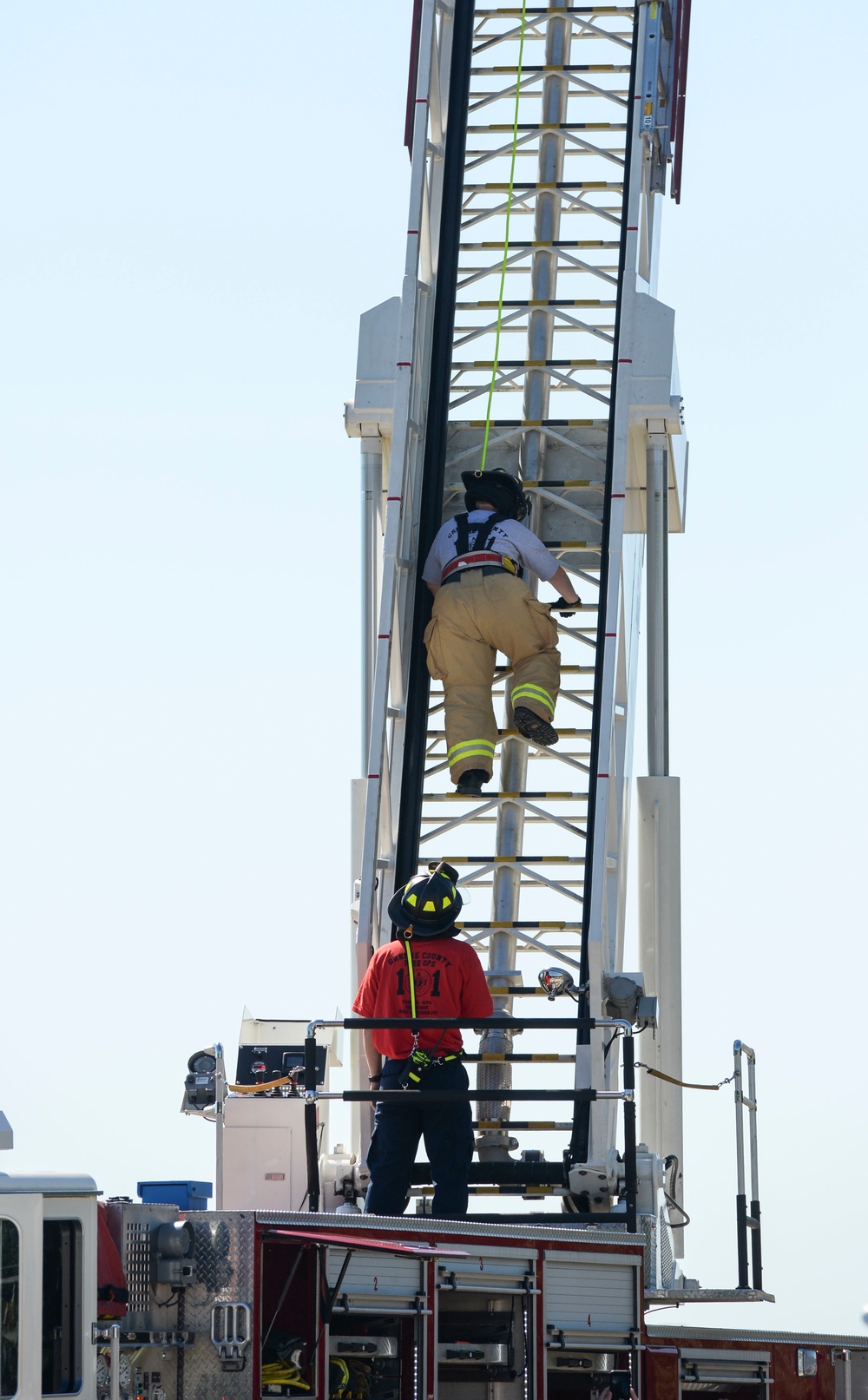 Wright-Patterson AFB Hosts Fire Ops 101