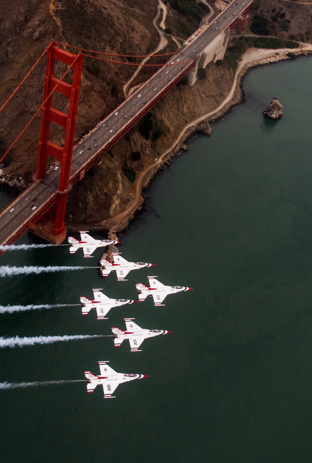 Thunderbirds fly over the Golden Gate Bridge