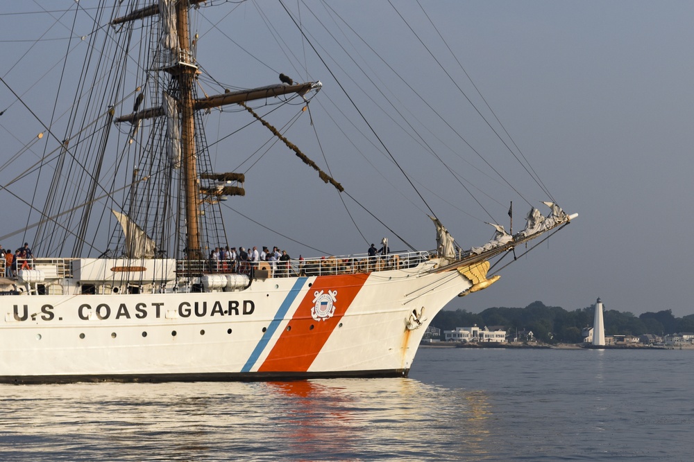Coast Guard Cutter Eagle arrives in New London