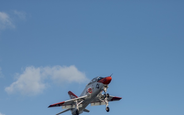 T-45 Carrier Qualifications on GHWB