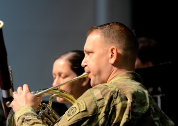82nd Airborne Band introduces students to melodies