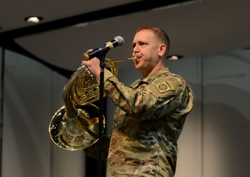 82nd Airborne Band introduces students to melodies
