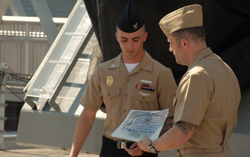 Naval Museum hosts a re-enlistment