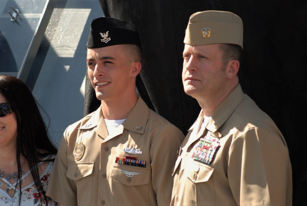 Naval Museum hosts a re-enlistment