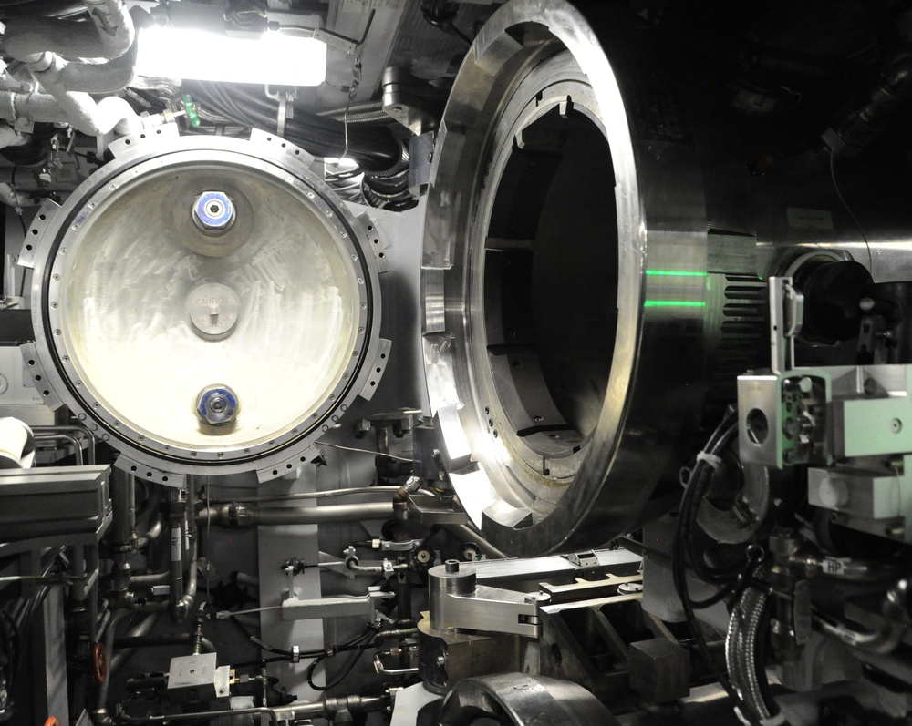 Pre-Commissioning Unit Indiana (SSN 789) Underway