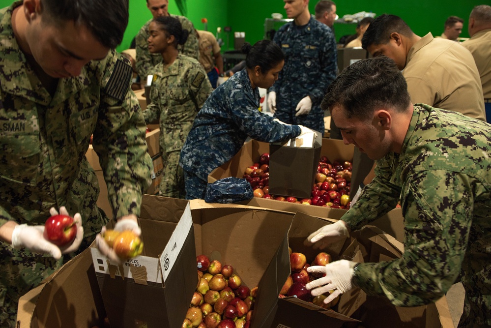 Marines and Sailors volunteer at the San Francisco Food Bank