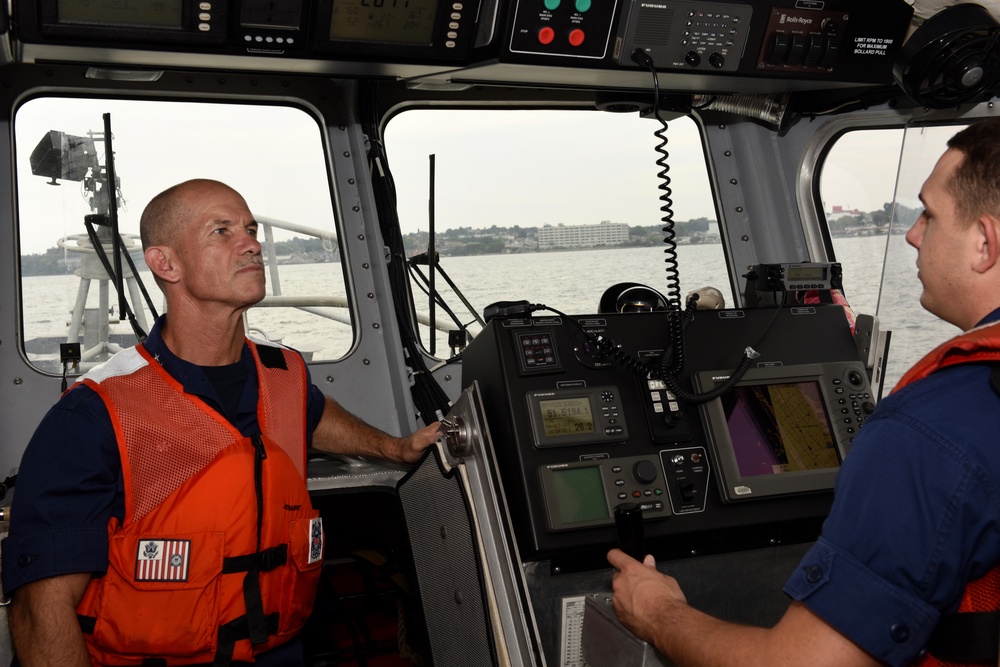 Vice Commandant visits Coast Guard Sector New York