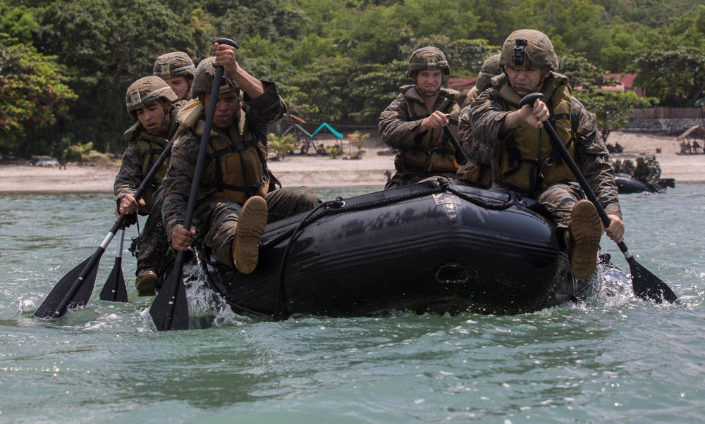 Echo 2/5 Conducts Amphibious Training