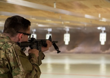 Airmen shoot for Excellence in Competition badge