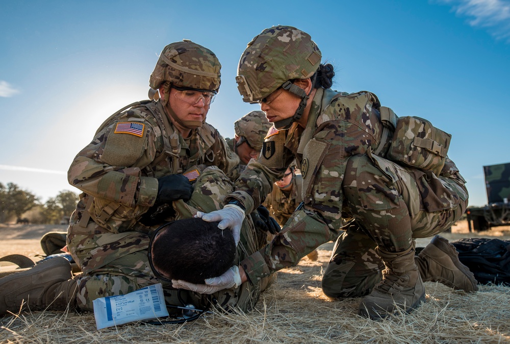 U.S. Army Reserve medical Soldiers photo shoot