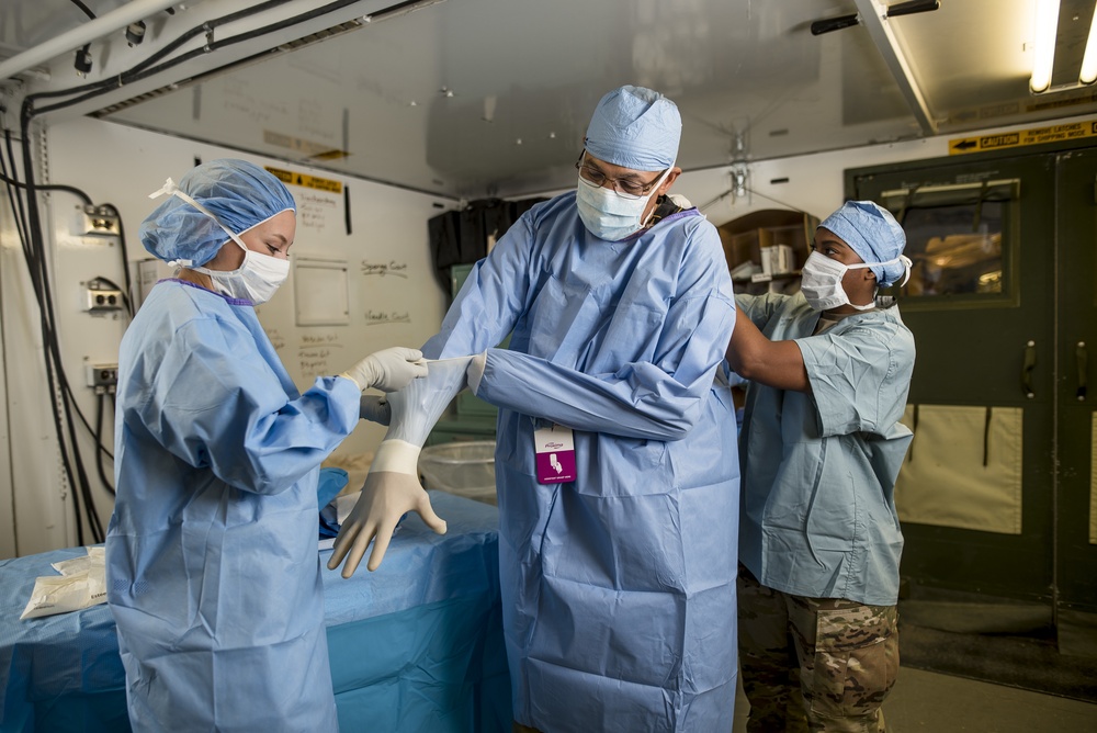 U.S. Army Reserve medical Soldiers photo shoot