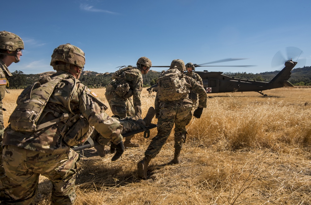 U.S. Army Reserve medical Soldiers photo shoot