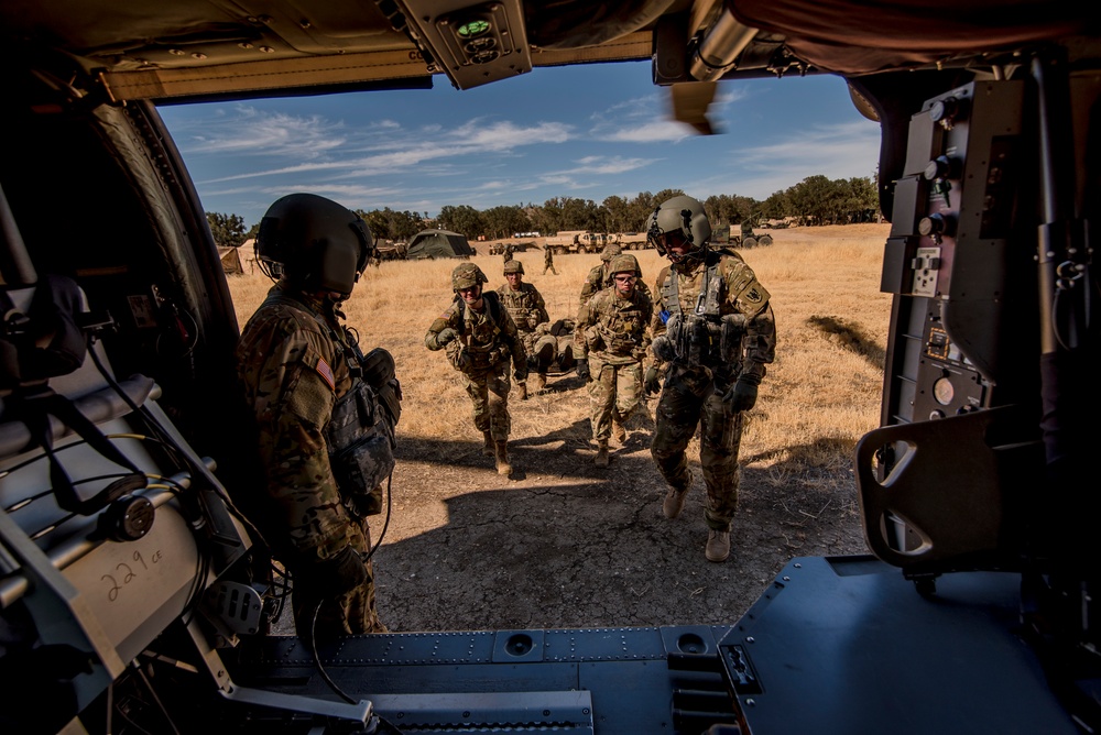 U.S. Army Reserve medical Soldiers photo shoot