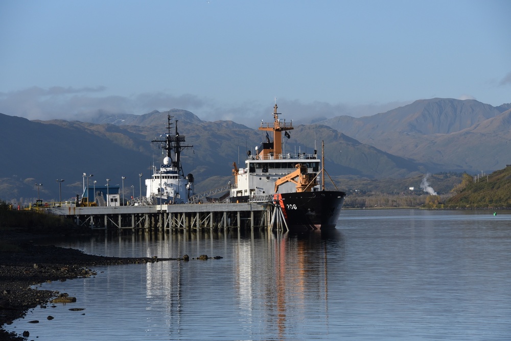 Dvids Images Coast Guard Cutters Spar And Douglas Munro Moored In