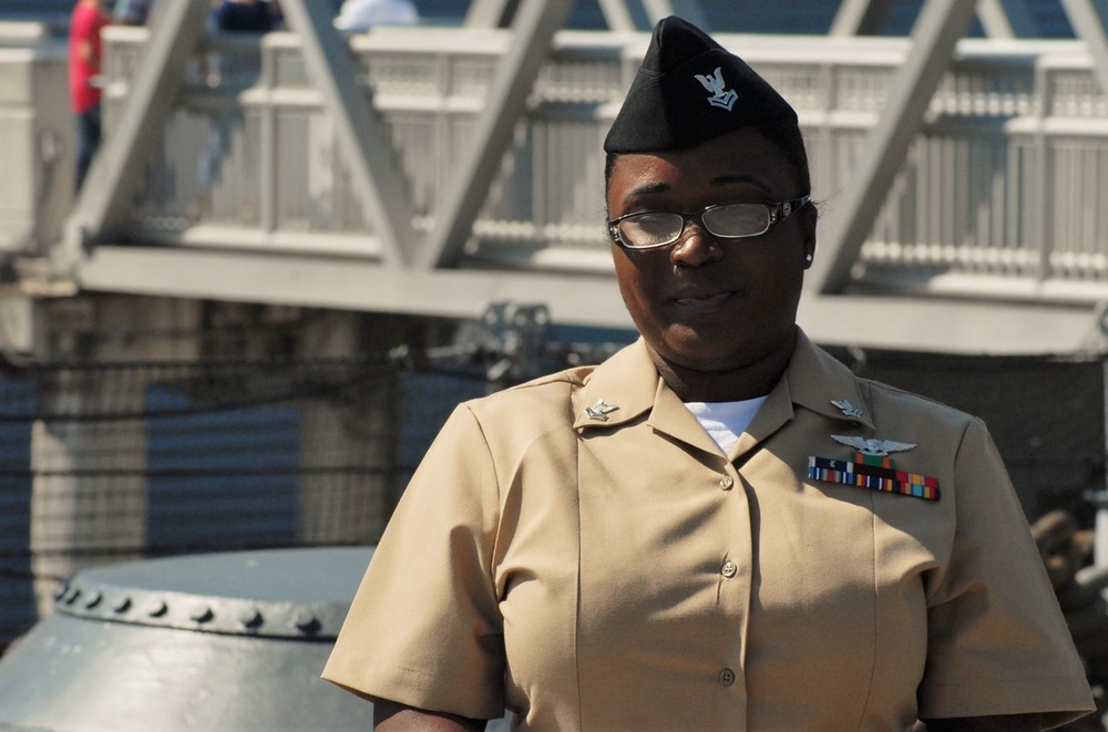 Re-enlistment aboard the USS Wisconsin (BB-64)