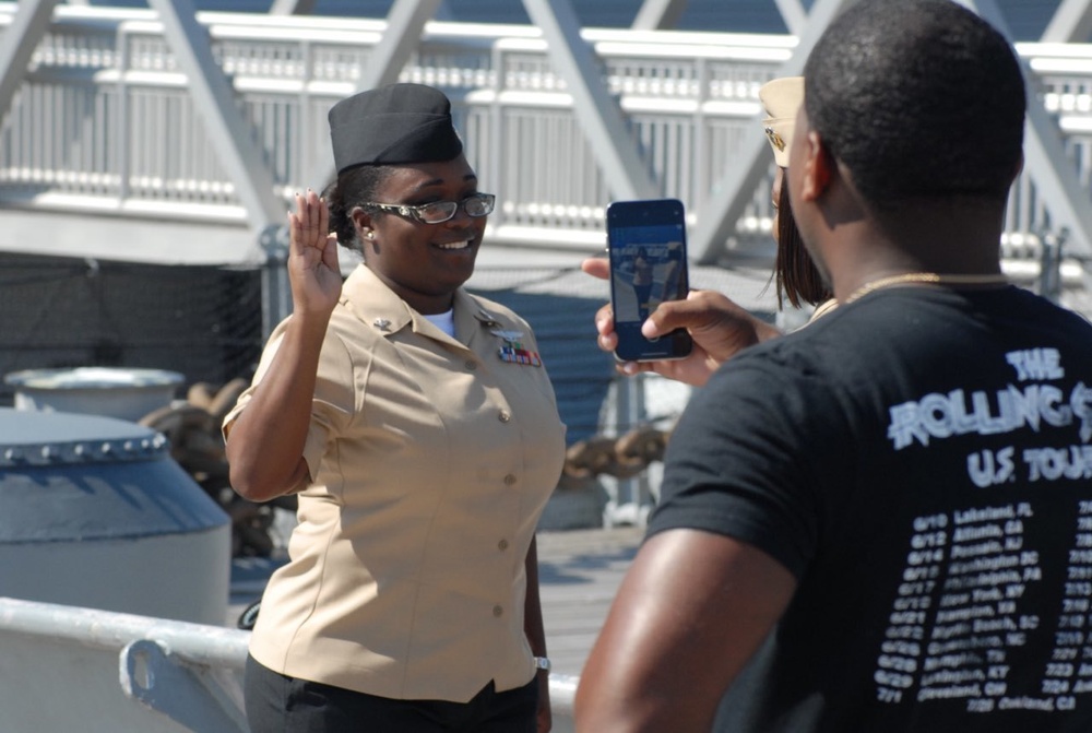 Naval Museum hosts a re-enlistment