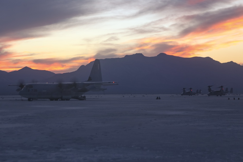 U.S. Marines Set Up Austere Landing Zone