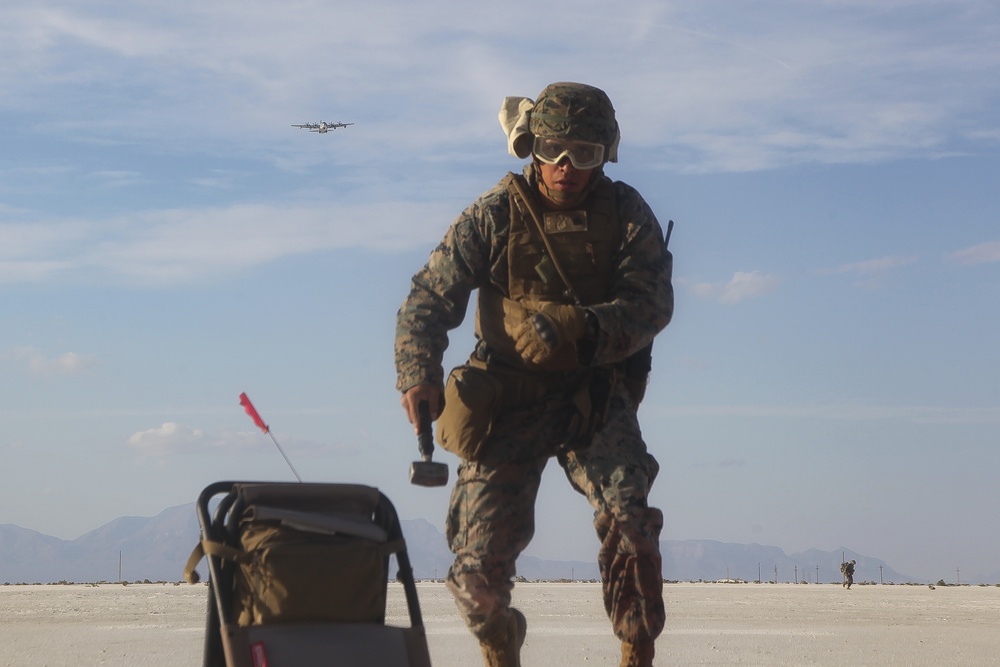 U.S. Marines Set Up Austere Landing Zone