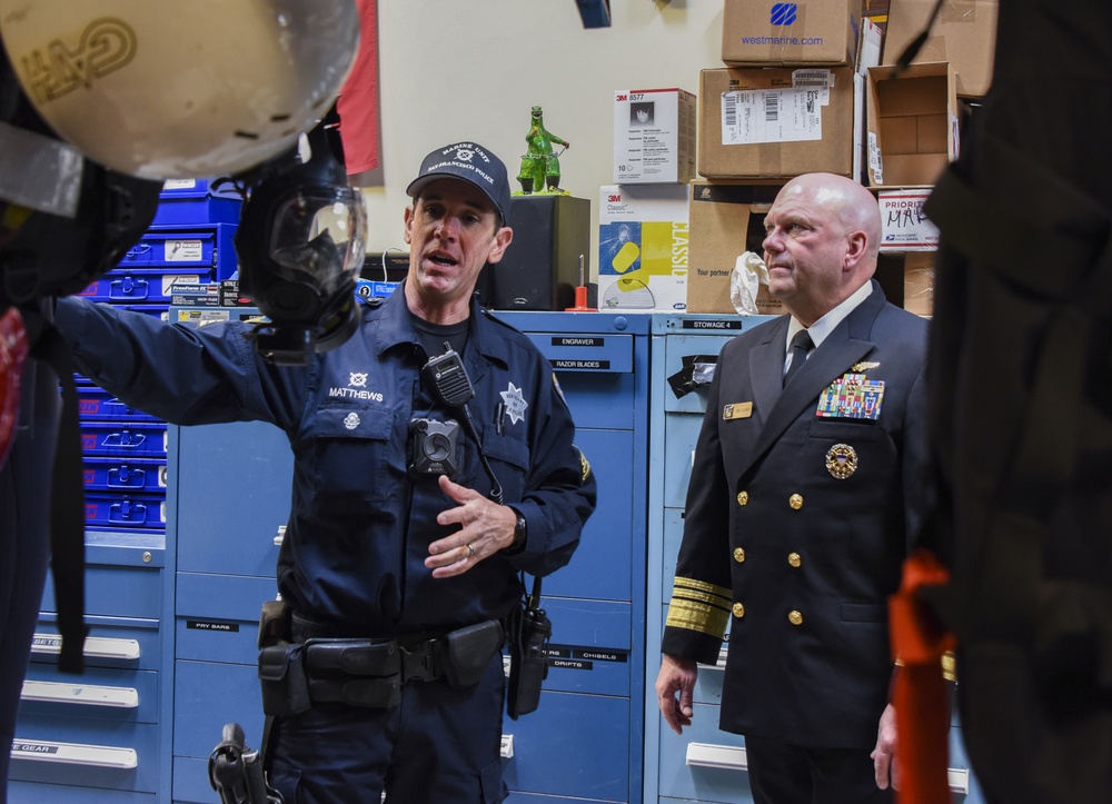 Commander, U.S. 3rd Fleet tours SFPD Marine Unit