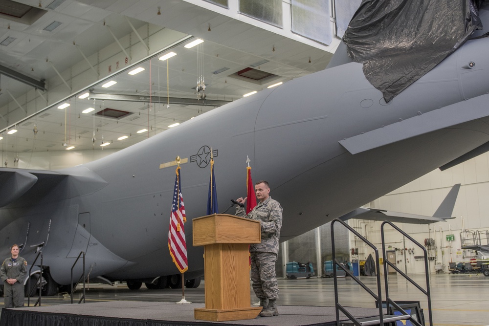 Alaska Air Guard C-17s fresh tail paint harkens to past and future