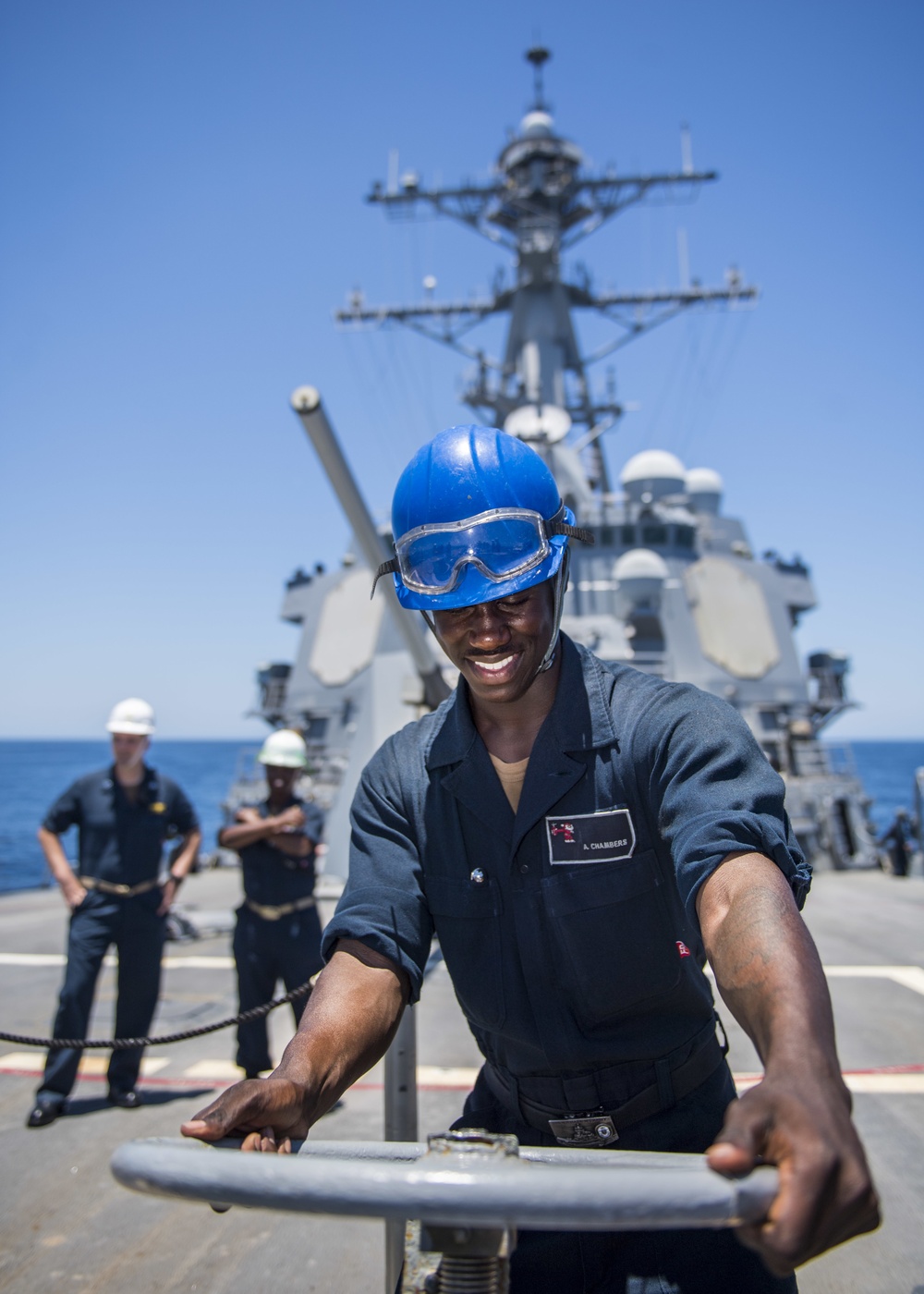 USS Michael Murphy Arrives in Port Moresby