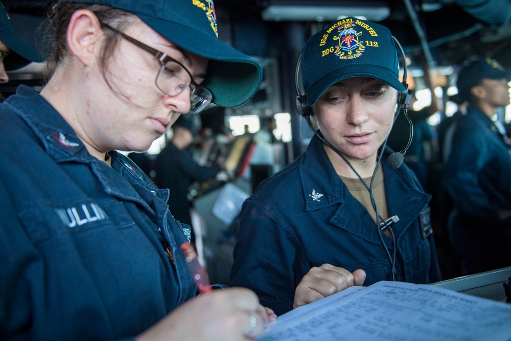 USS Michael Murphy Arrives in Port Moresby