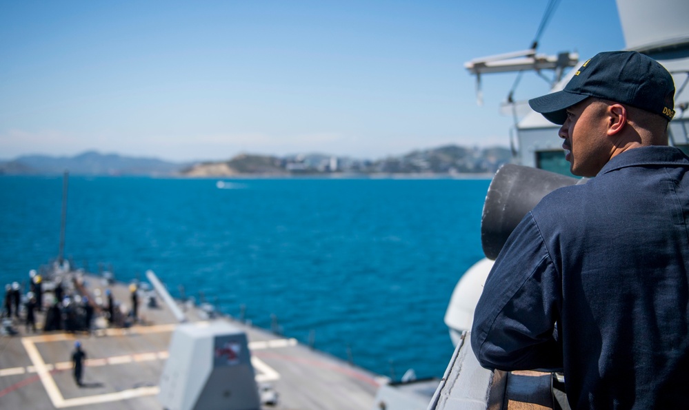 USS Michael Murphy Arrives in Port Moresby