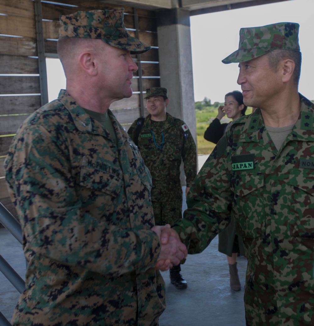 3rd MEB Commanding General views exercise